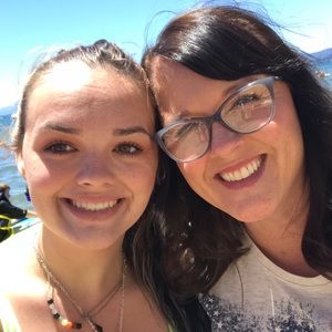 Meet your Posher, Jillian